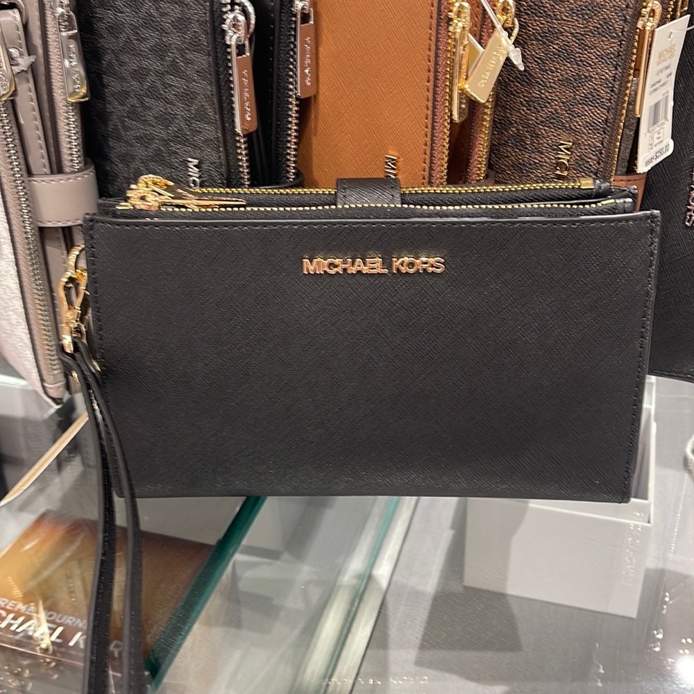 MICHAEL KORS LARGE DOUBLE ZIP WRISTLET WALLET PHONE CASE CLUTCH 
Black - Picture 12 of 16